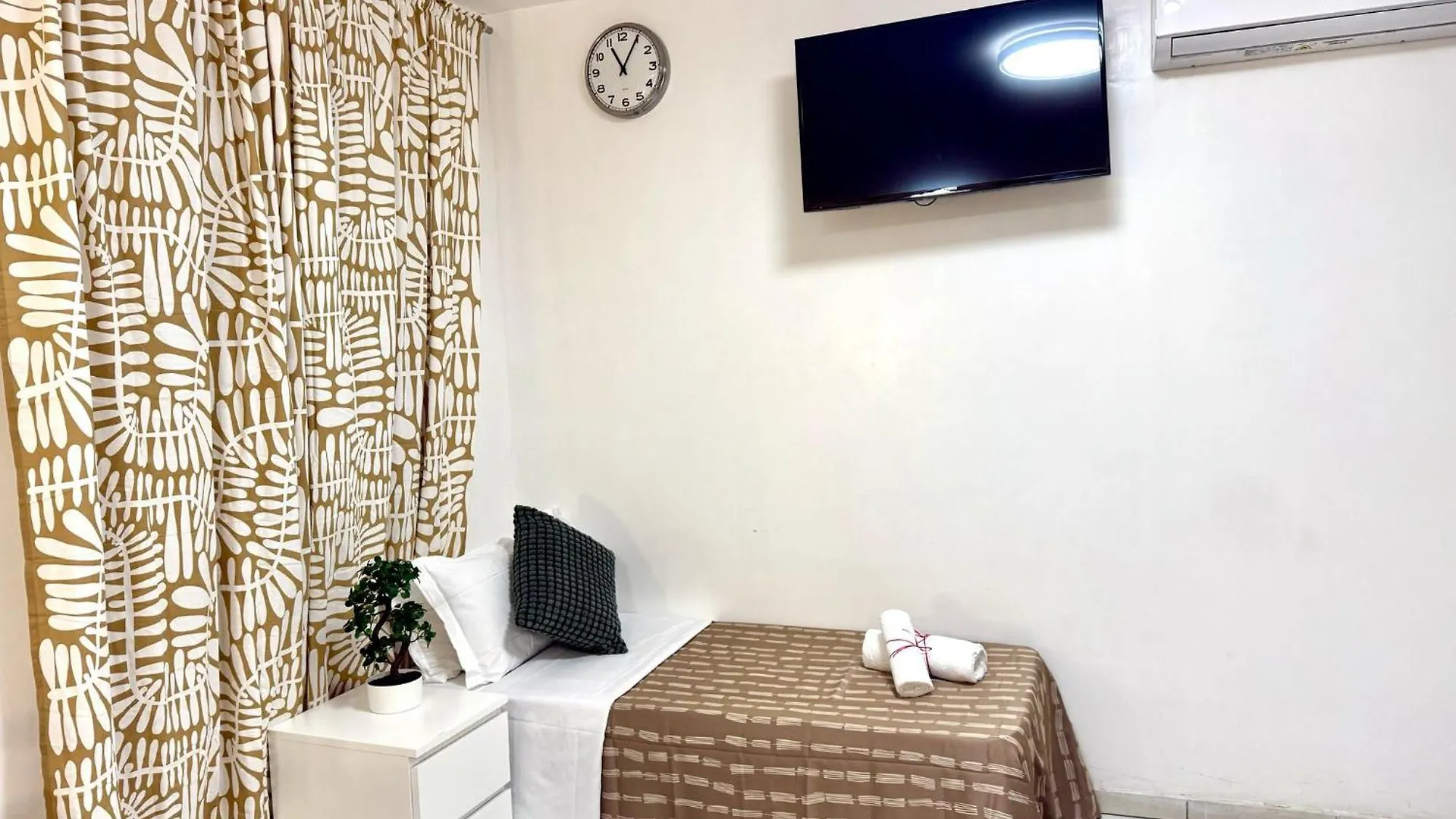 Rome Victoria Guesthouse 0*,