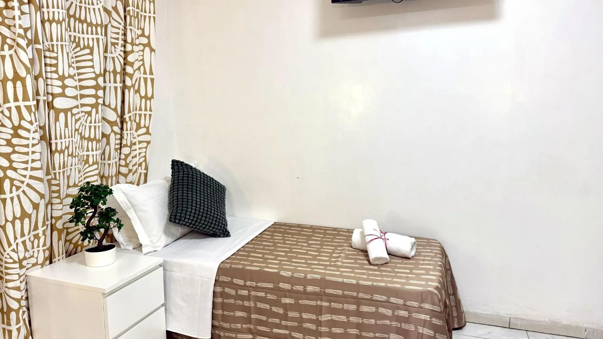 Rome Victoria Guesthouse İtalya