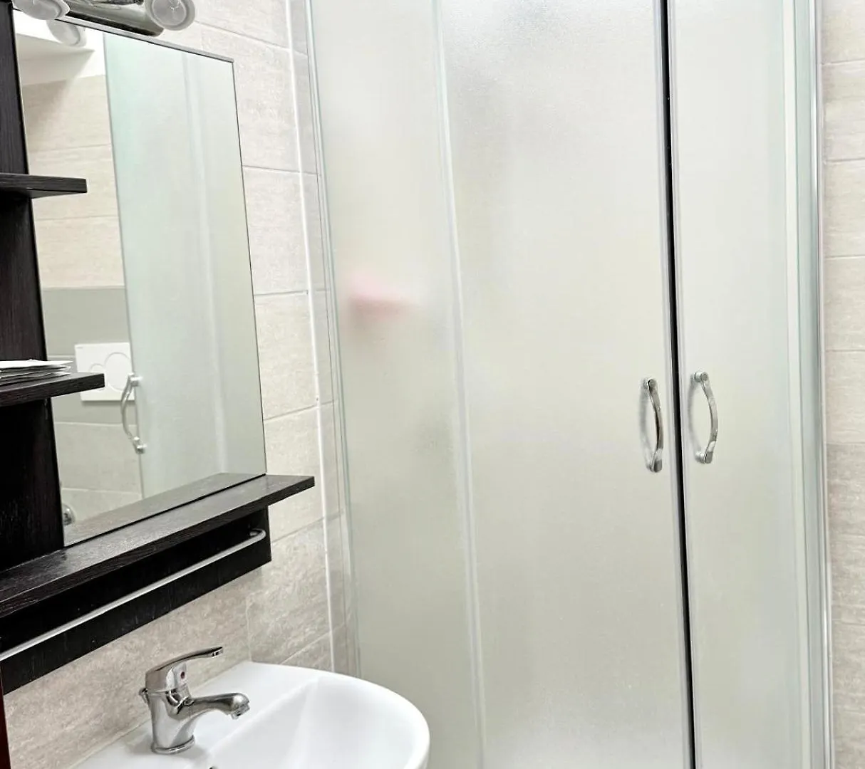 Rome Victoria Guesthouse