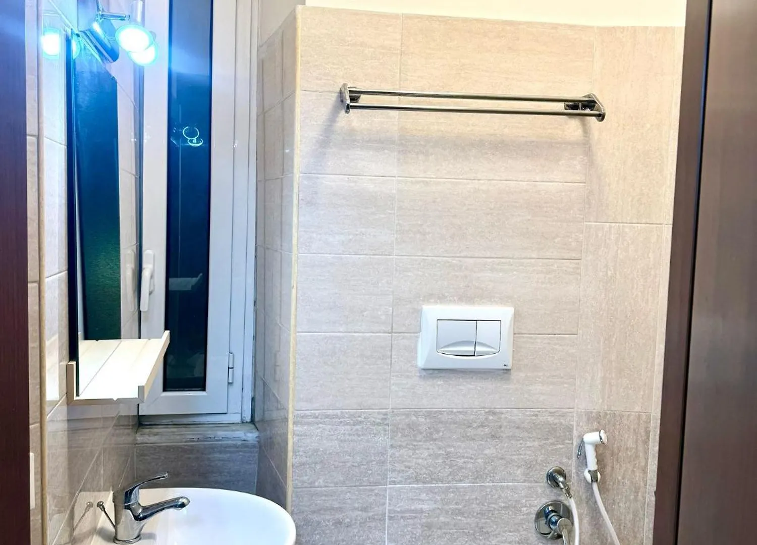 Rome Victoria Guesthouse